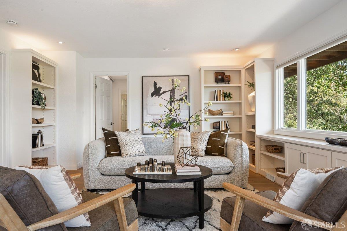 3346 Woodview Court