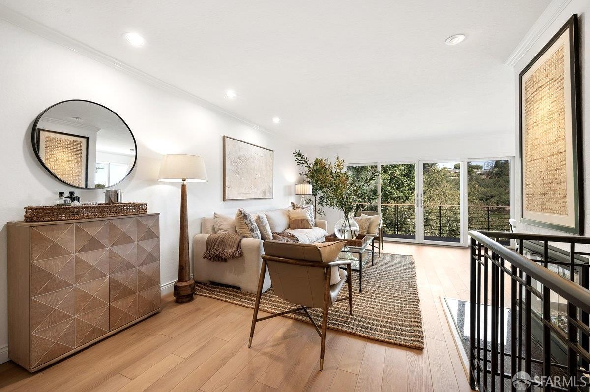 3346 Woodview Court