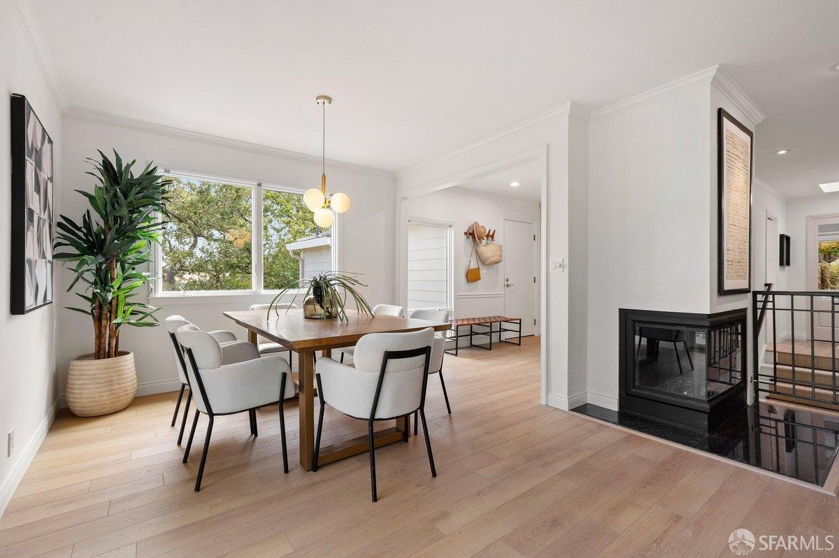 3346 Woodview Court
