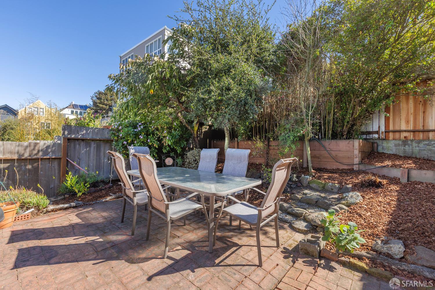 1263 Oak Street # 5