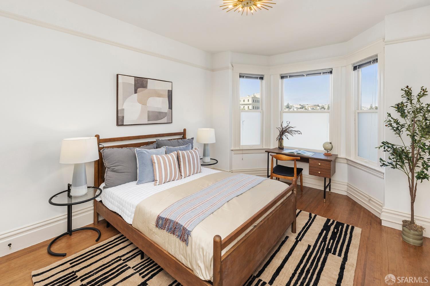 1263 Oak Street # 5