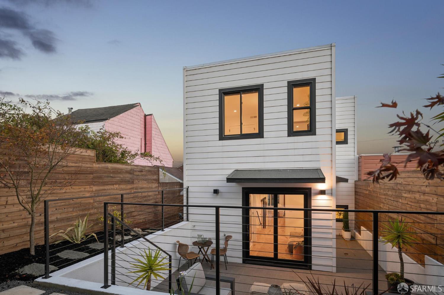 446 Chenery Street