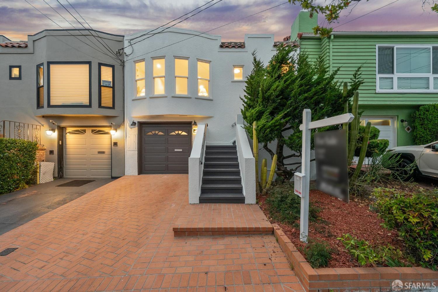 110 W Moltke Street