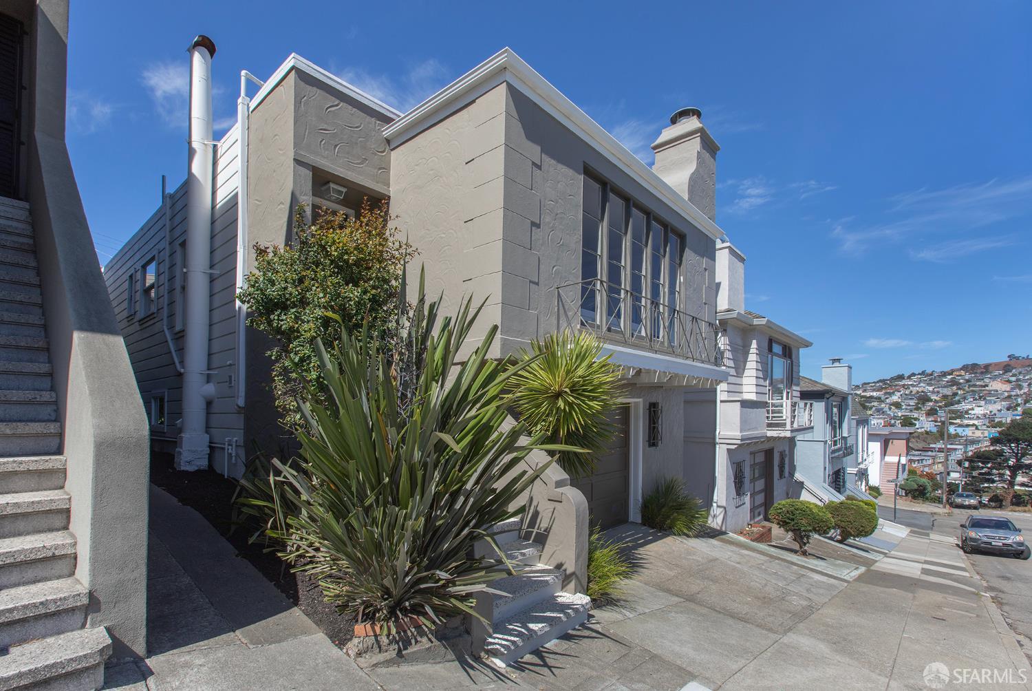 224 Bowdoin Street