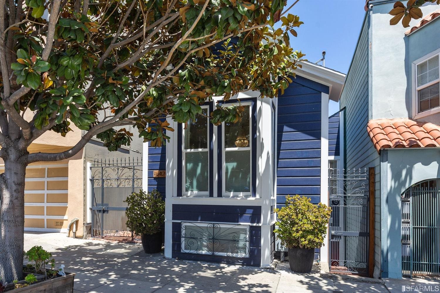 1642 Palou Avenue