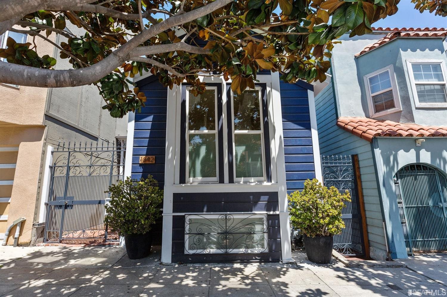 1642 Palou Avenue