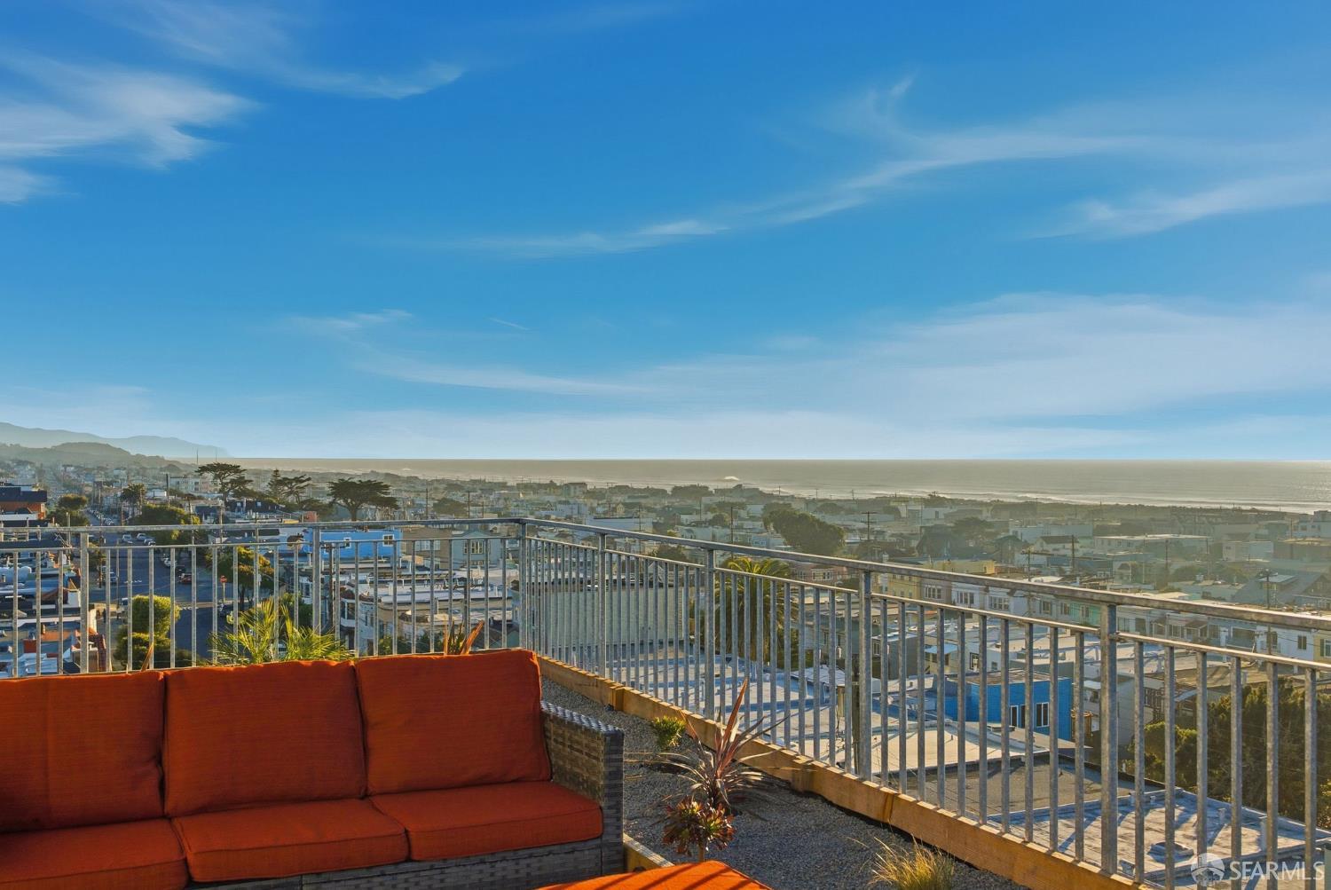 3945 Judah Street # 401