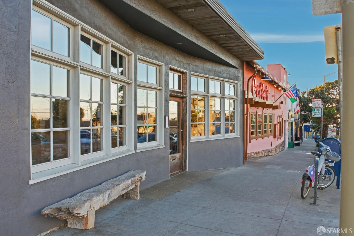 3945 Judah Street # 401