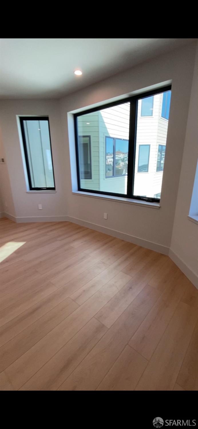 3945 Judah Street # 401