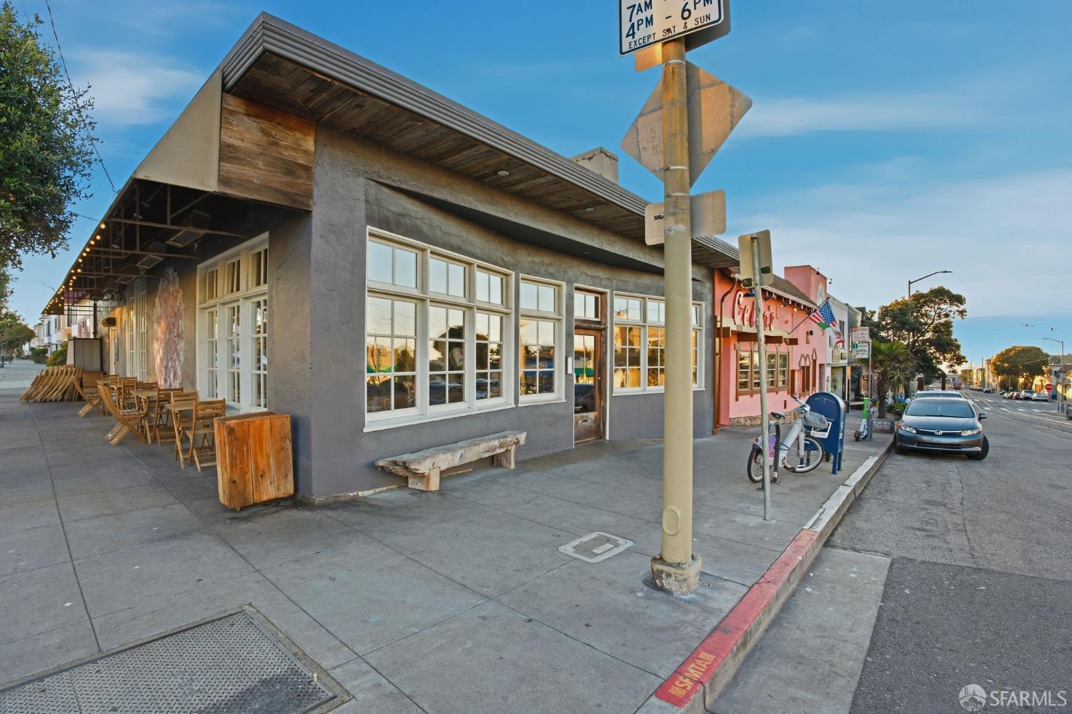 3945 Judah Street # 401