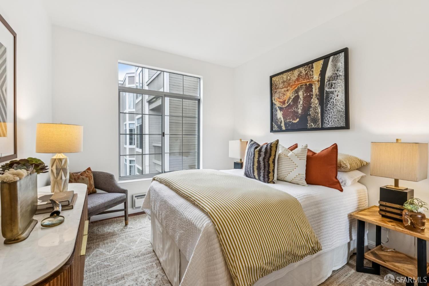 2060 Sutter Street # 406