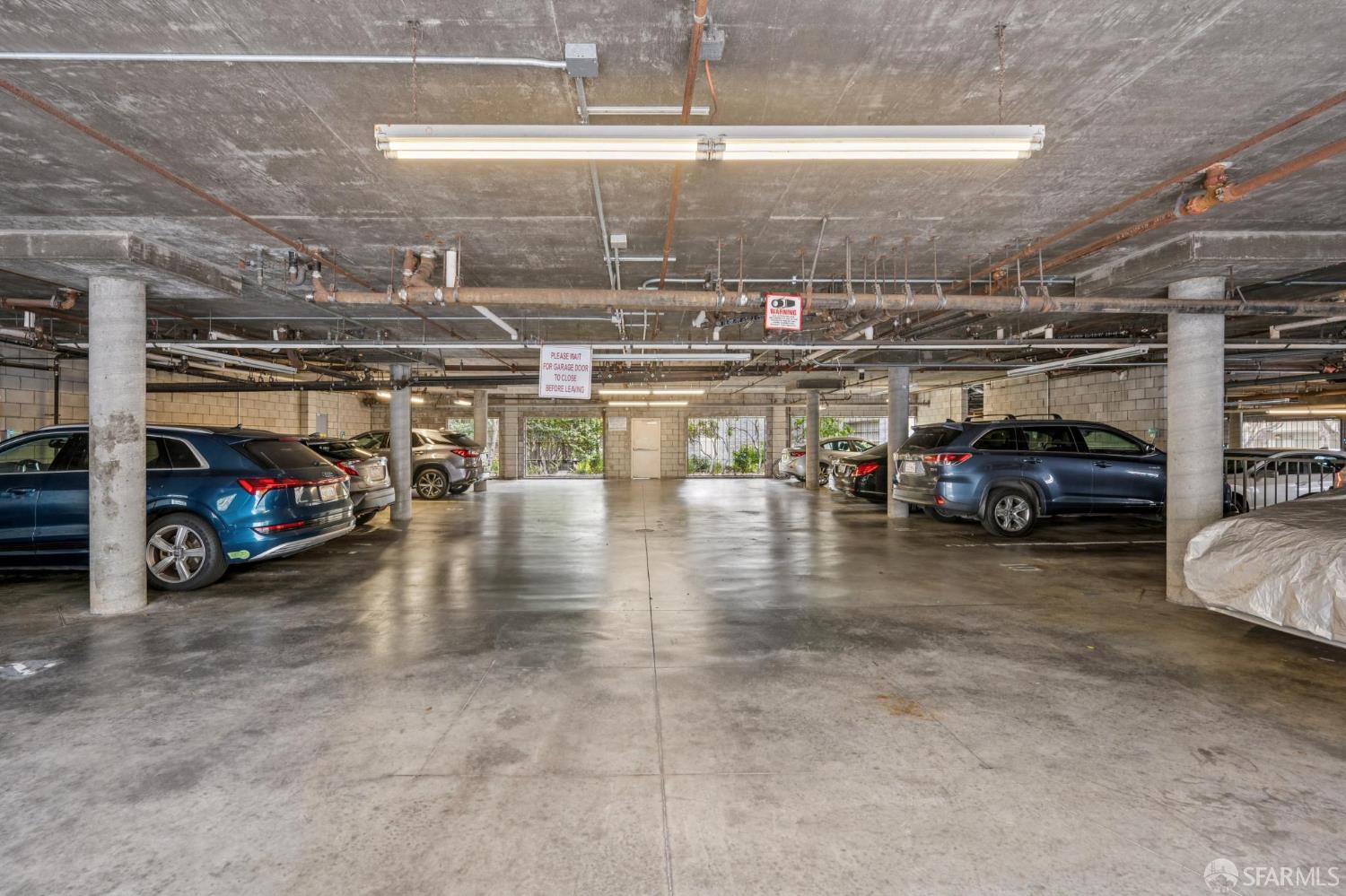 2060 Sutter Street # 406