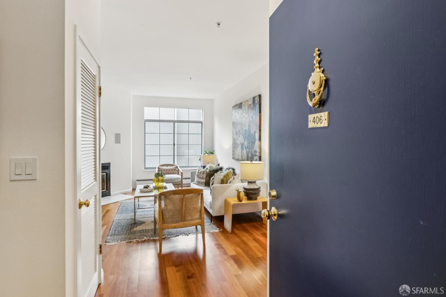 2060 Sutter Street # 406