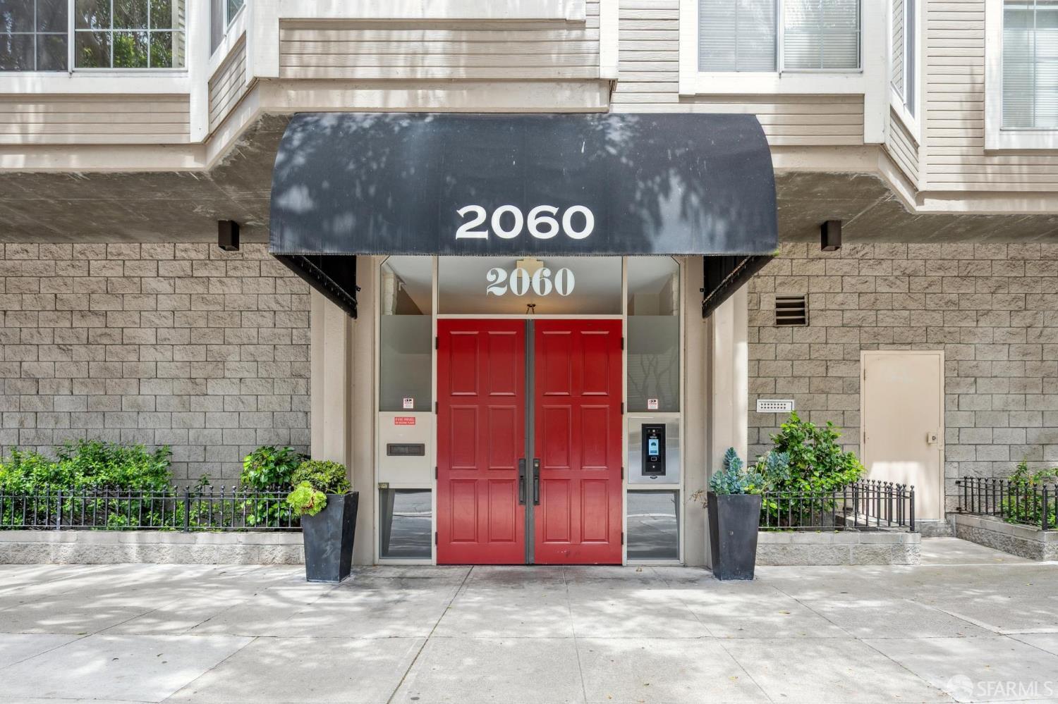 2060 Sutter Street # 406