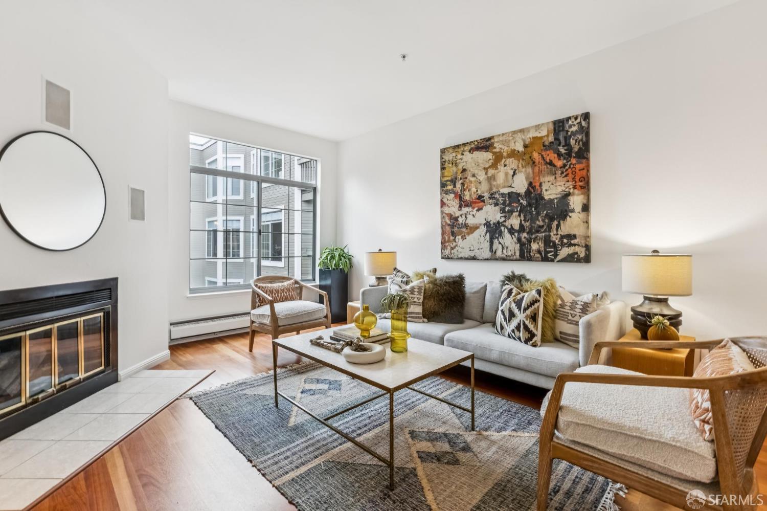 2060 Sutter Street # 406