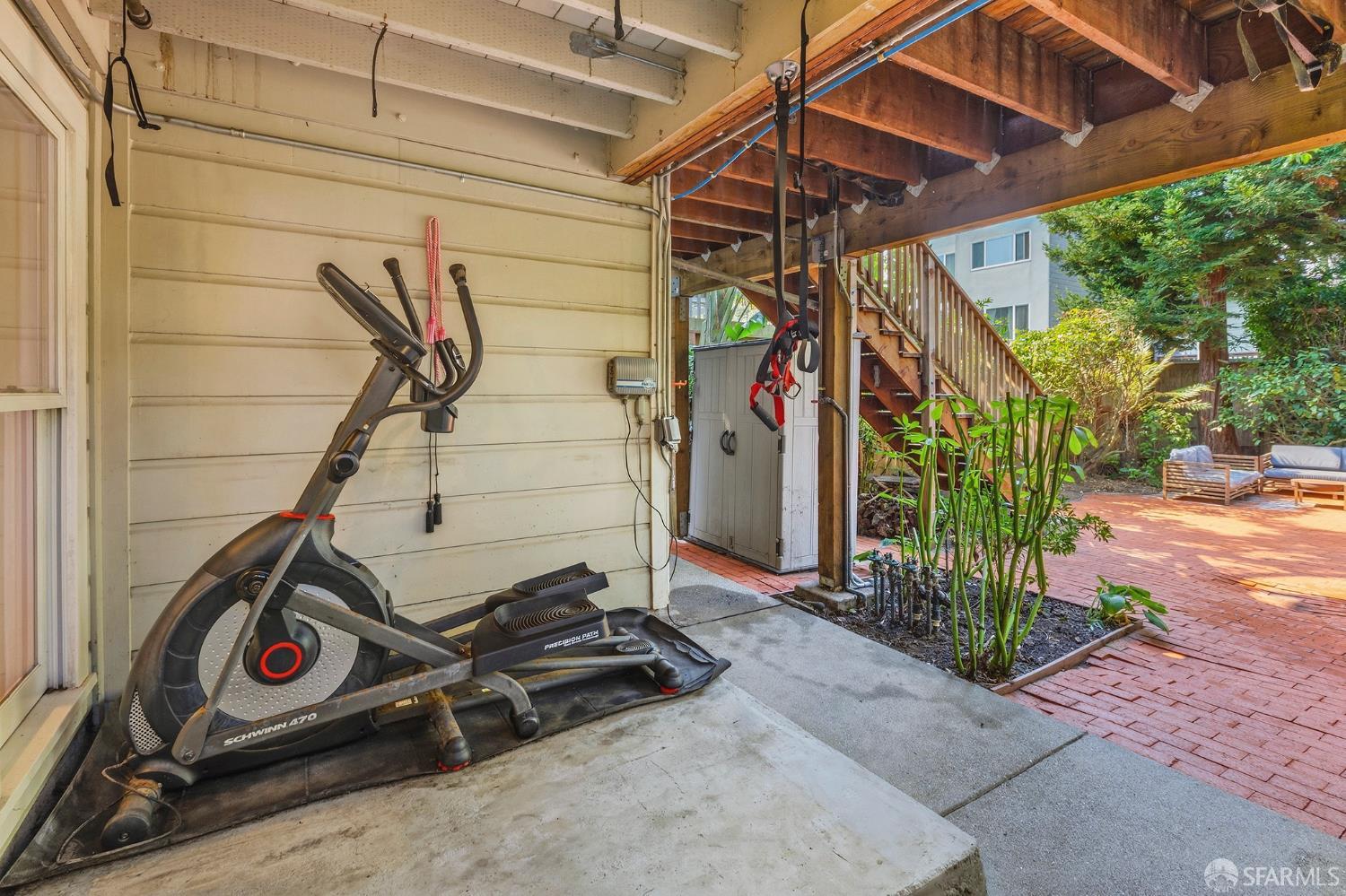 141 2nd Avenue