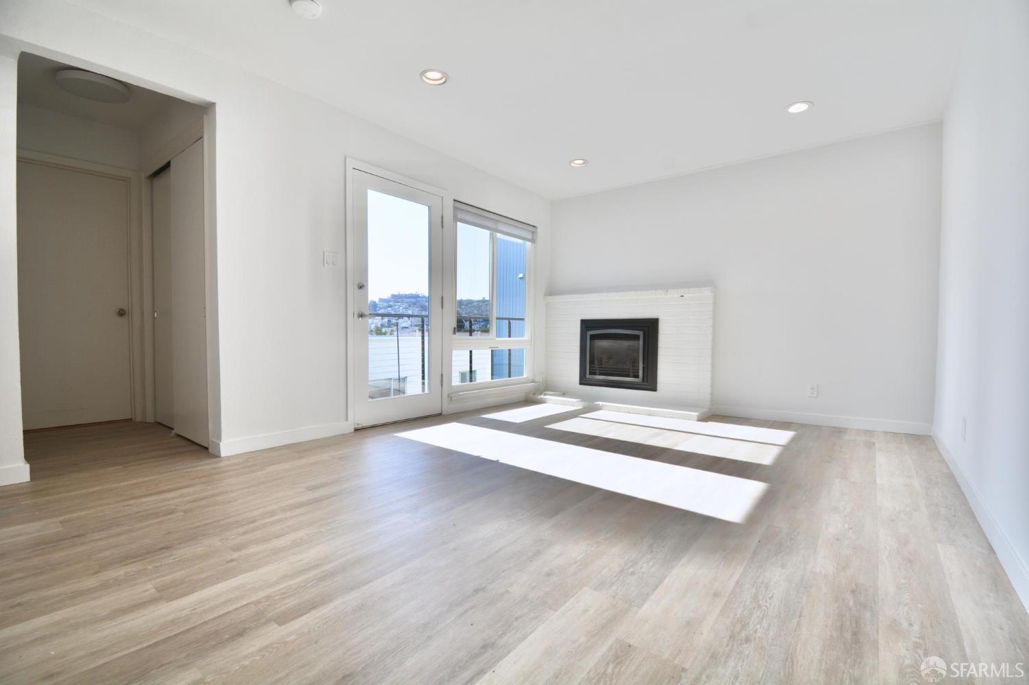 30 Fair Oaks Street