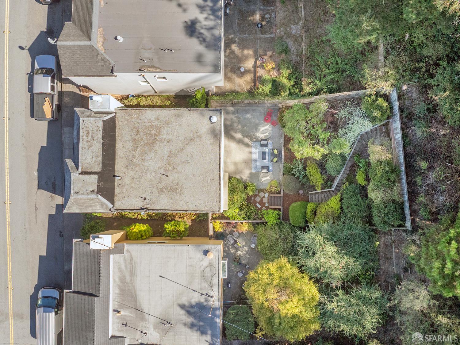 136 Dellbrook Avenue