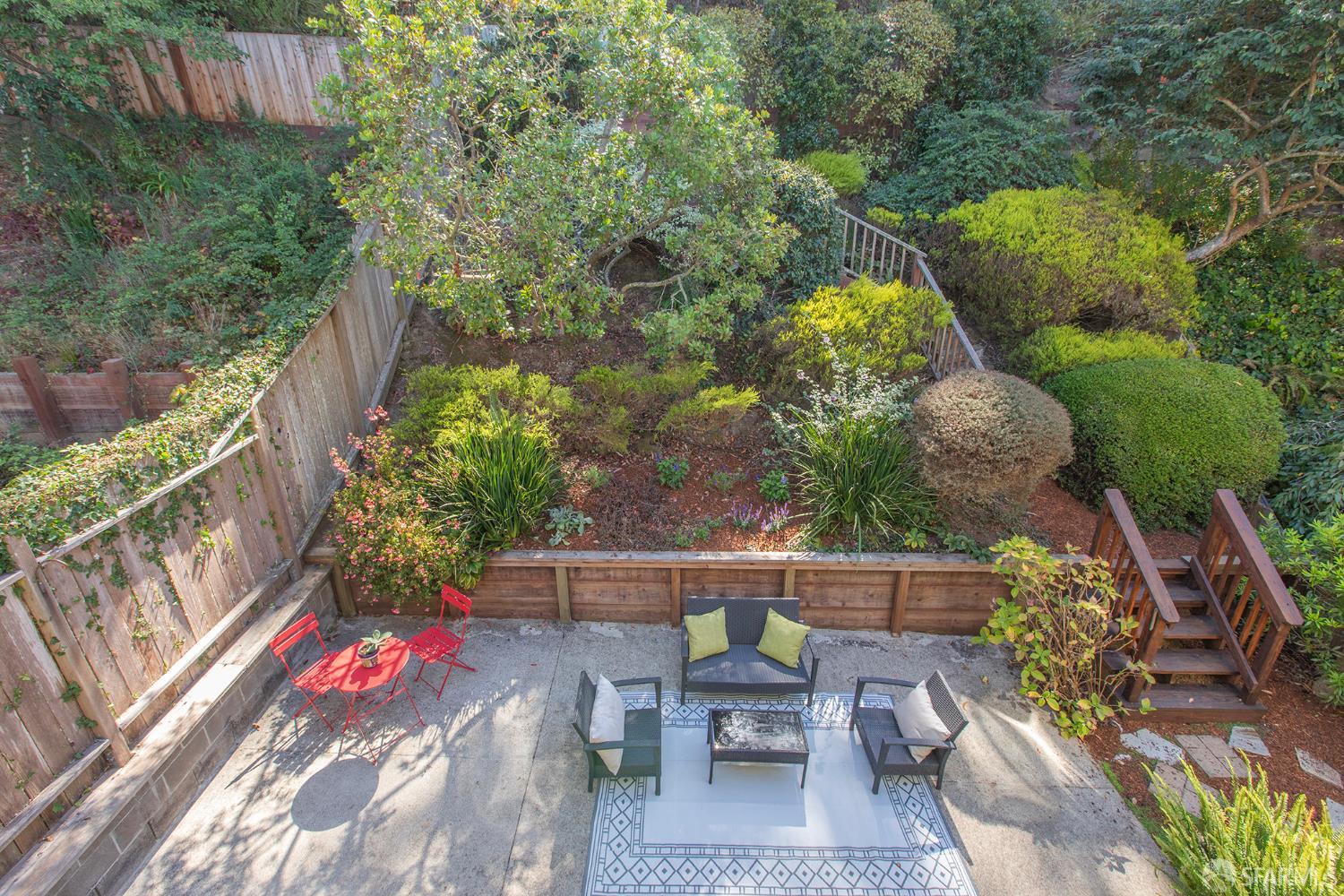 136 Dellbrook Avenue