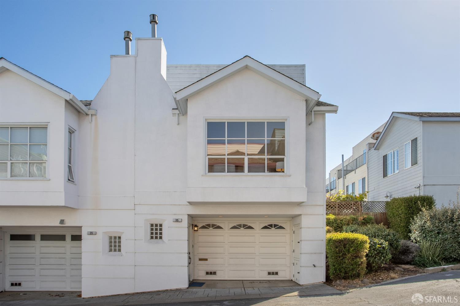 35 Glen Court