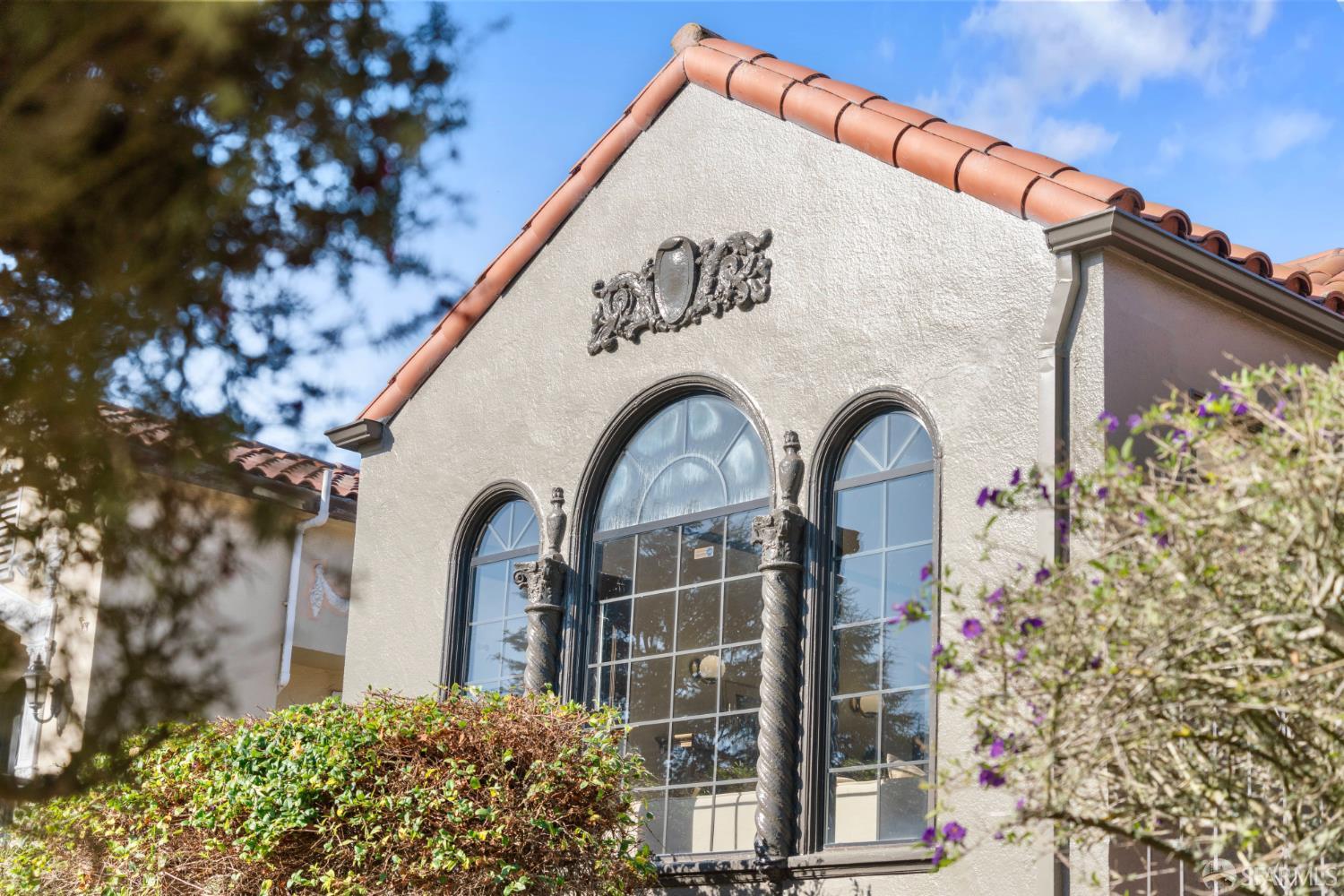 145 De Soto Street