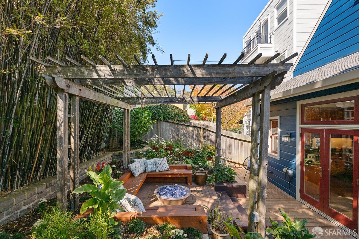 206 Hoffman Avenue