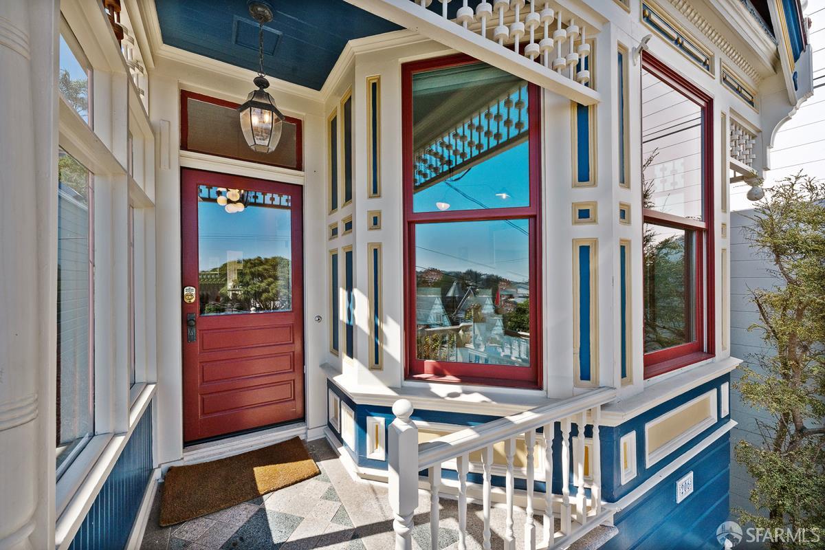 206 Hoffman Avenue