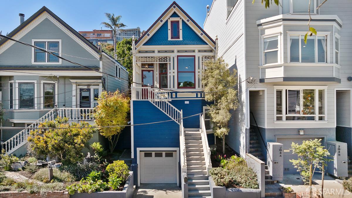 206 Hoffman Avenue
