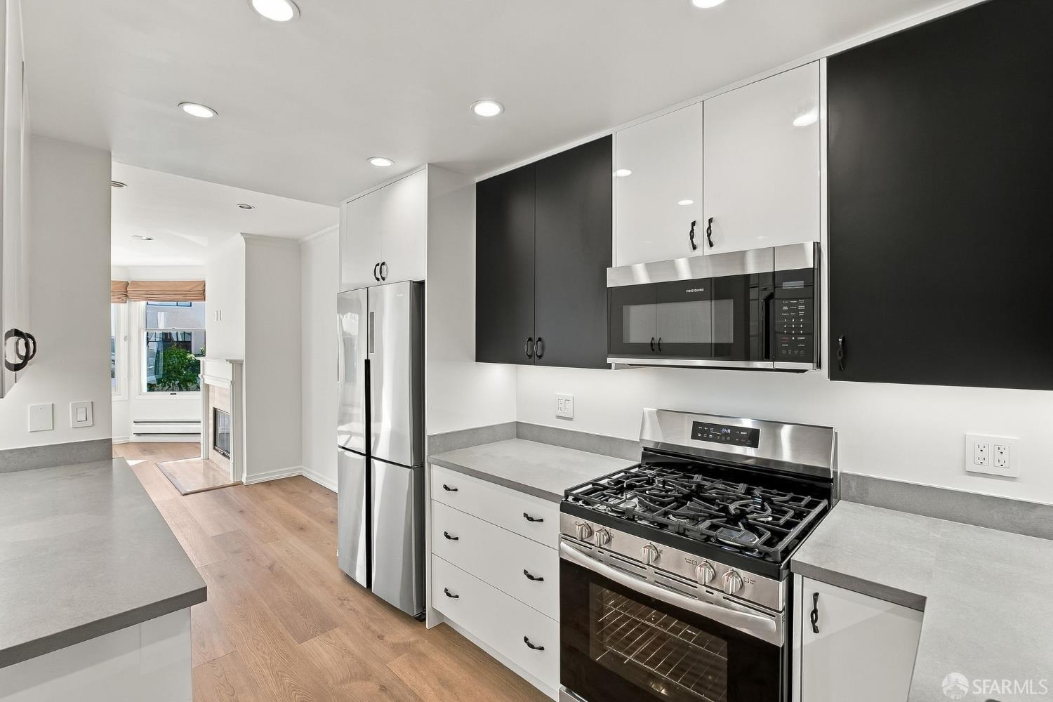 3701 Divisadero Street Unit: #103
