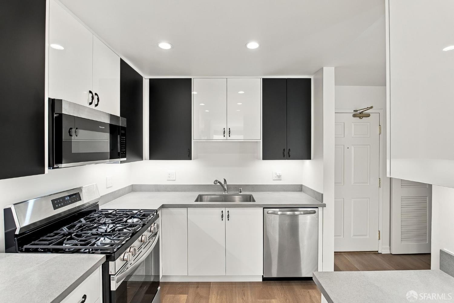 3701 Divisadero Street Unit: #103