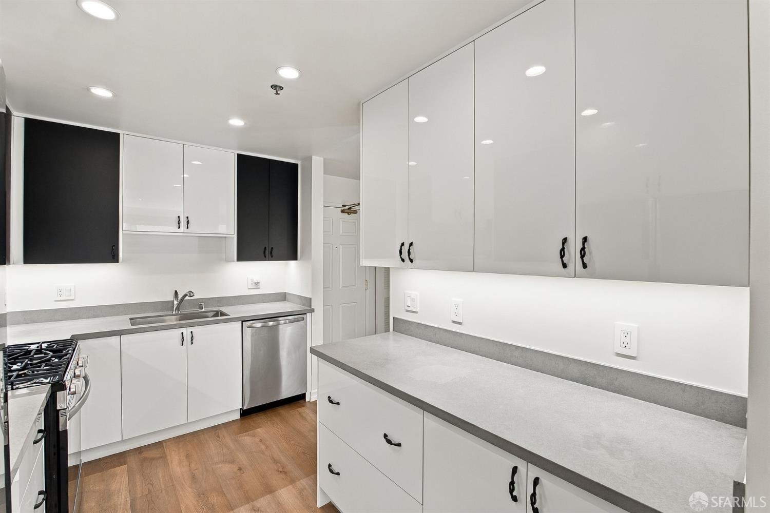 3701 Divisadero Street Unit: #103