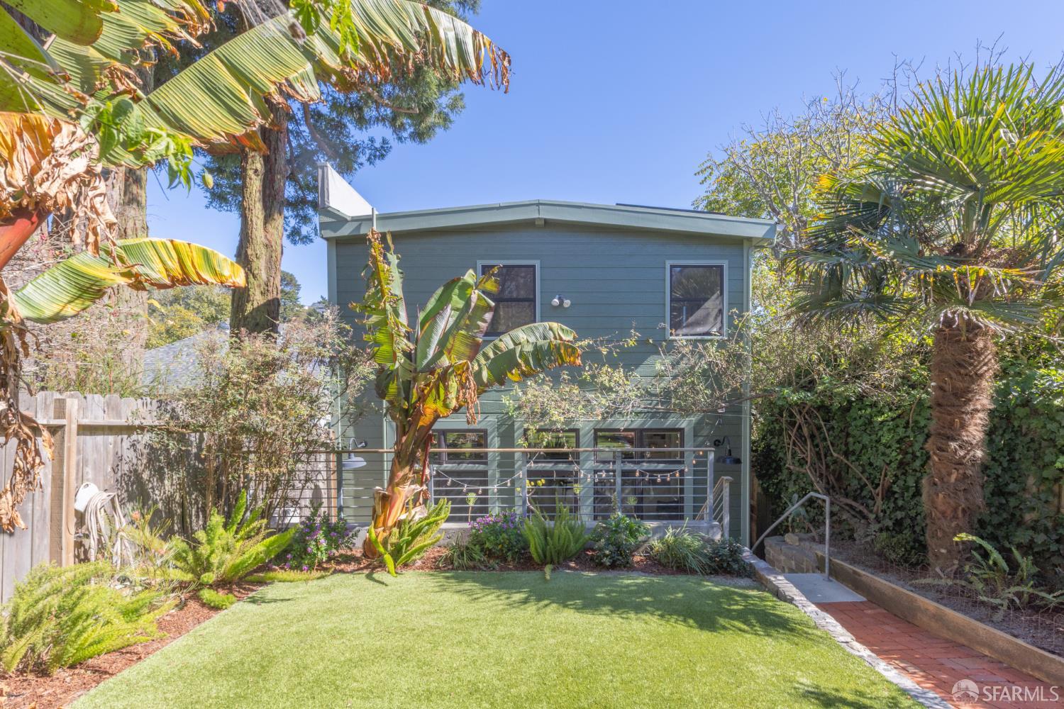 572 Eureka Street
