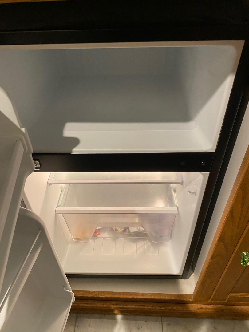 621 Mcclellan Avenue Studio