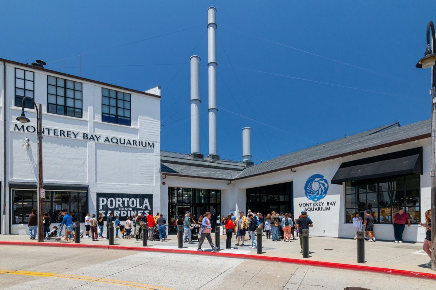 621 Mcclellan Avenue Studio