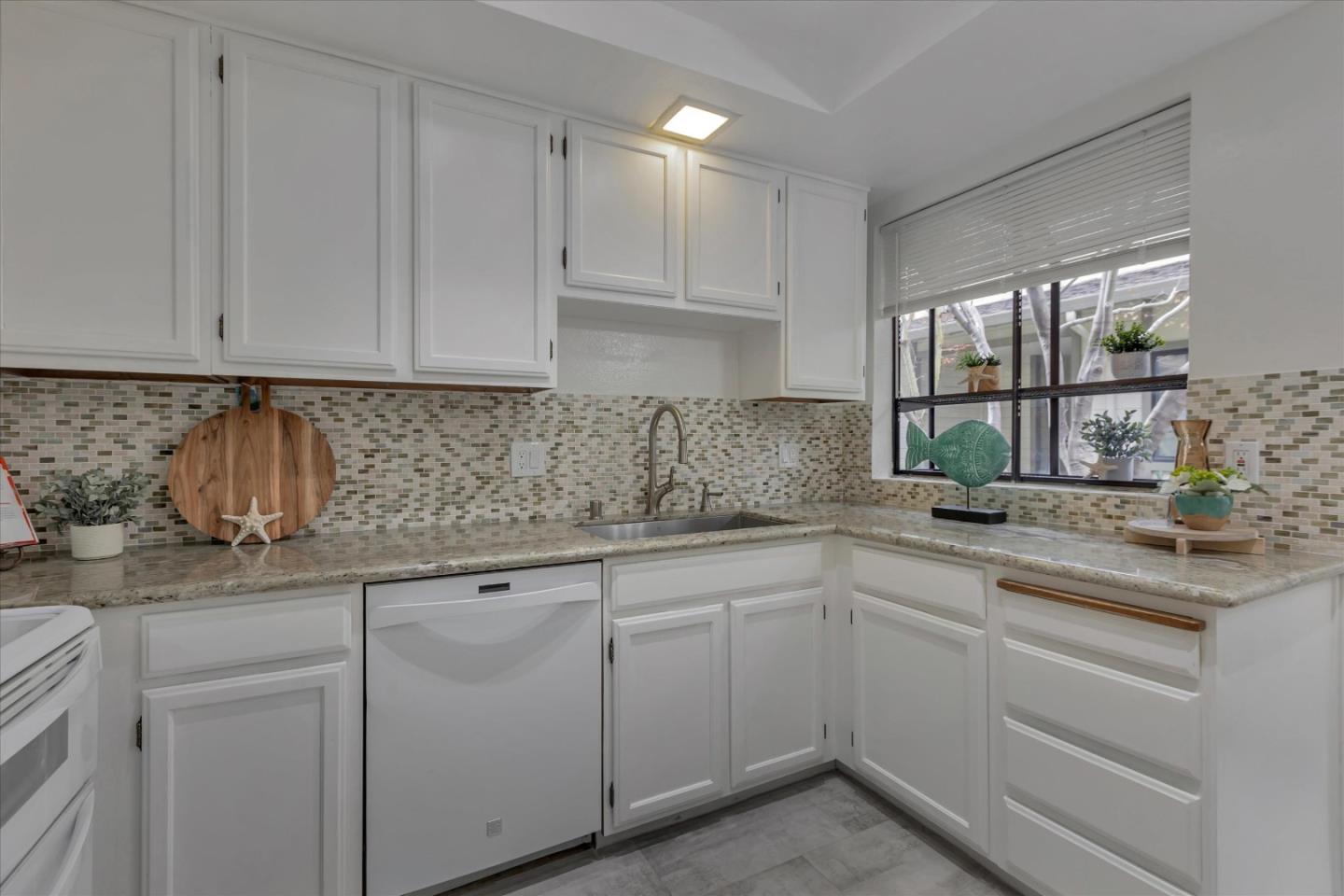 38 Devonshire Avenue 2