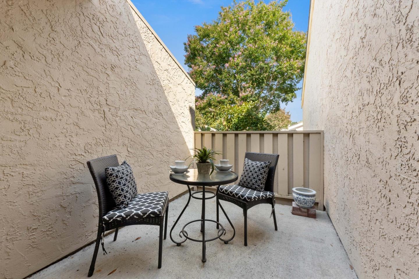 2475 Golf Links Circle 2475