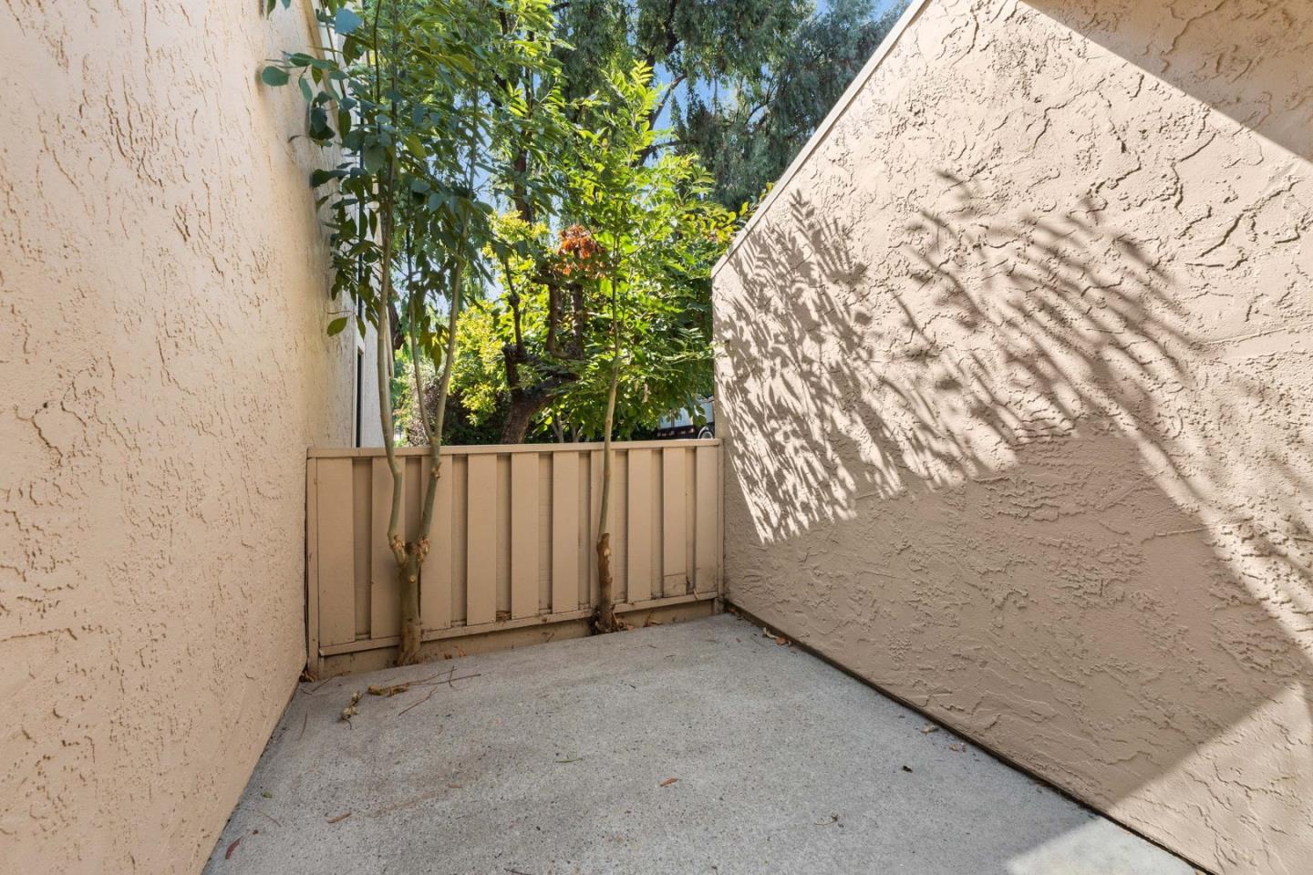 2475 Golf Links Circle 2475