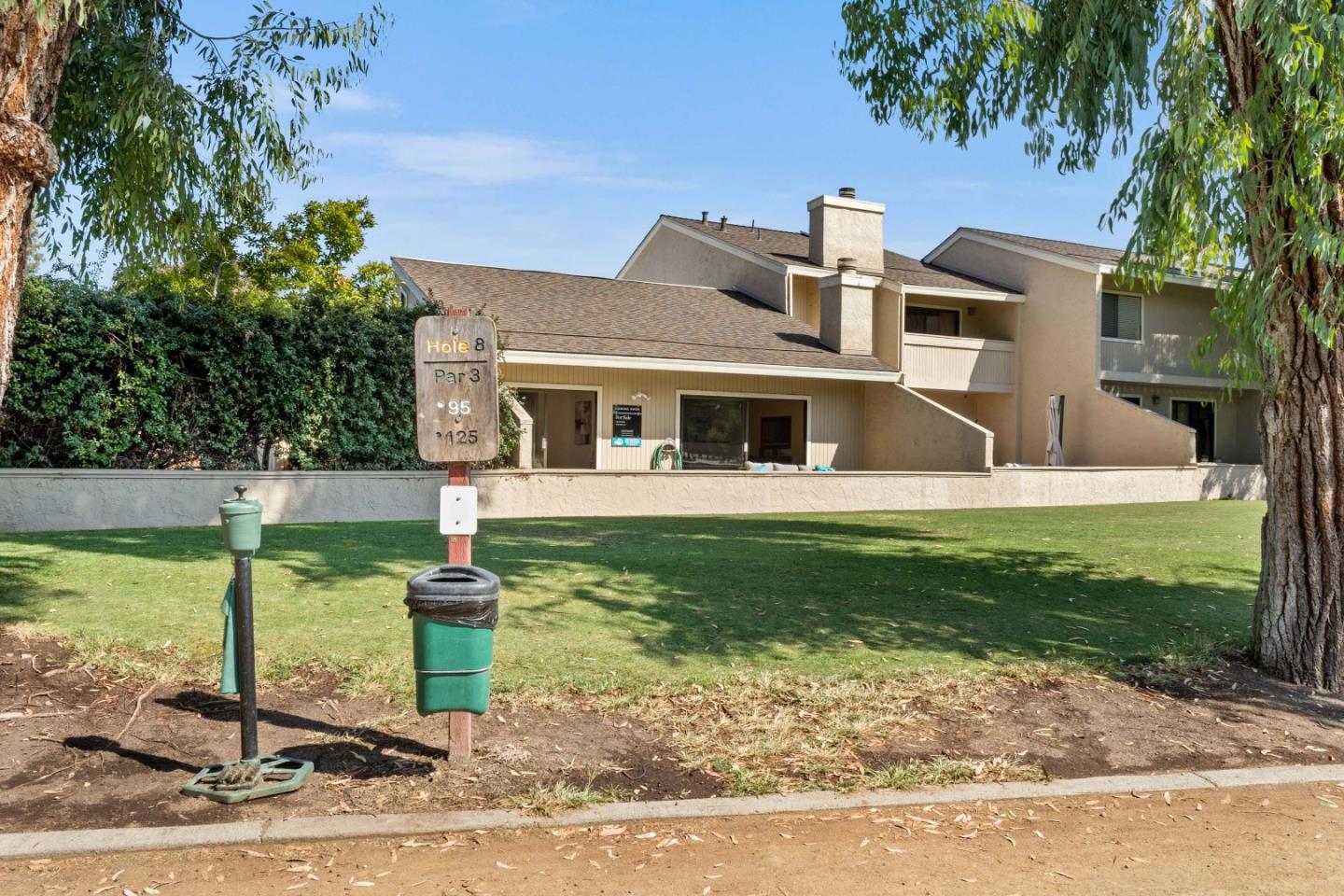 2475 Golf Links Circle 2475