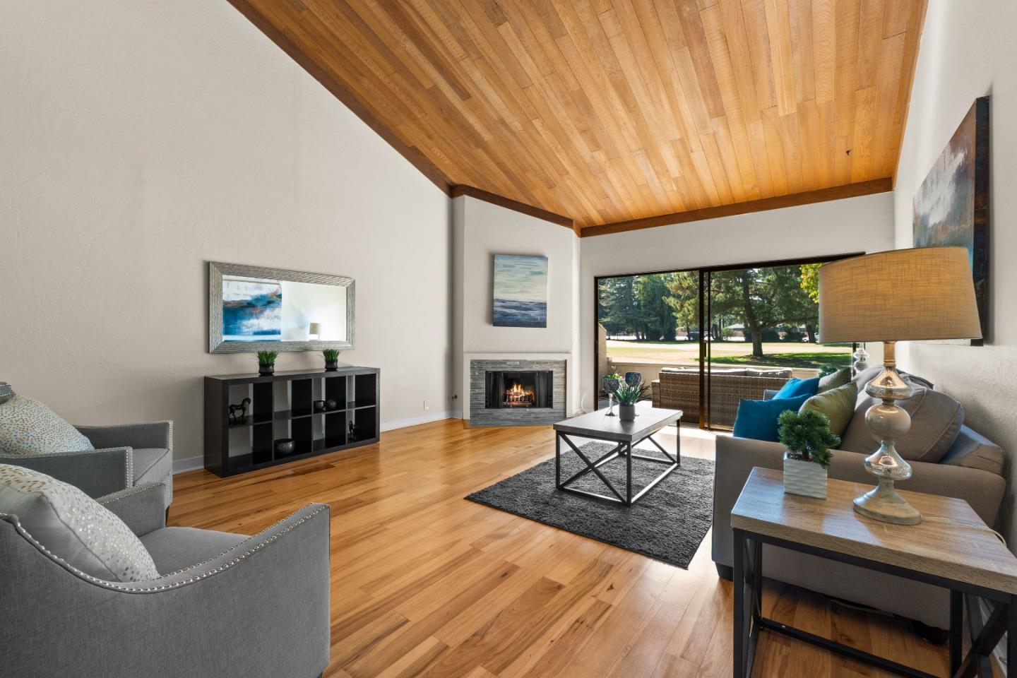 2475 Golf Links Circle 2475