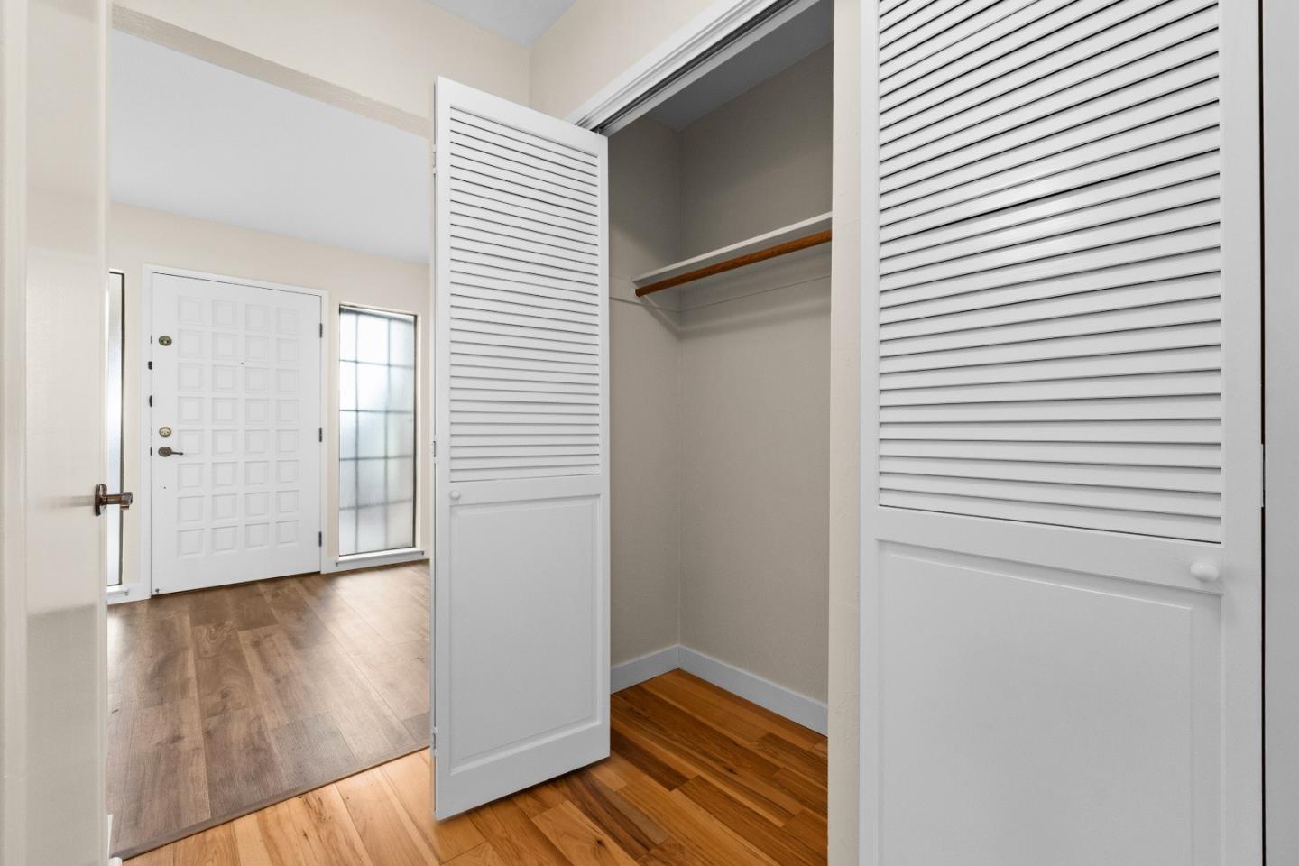 2475 Golf Links Circle 2475