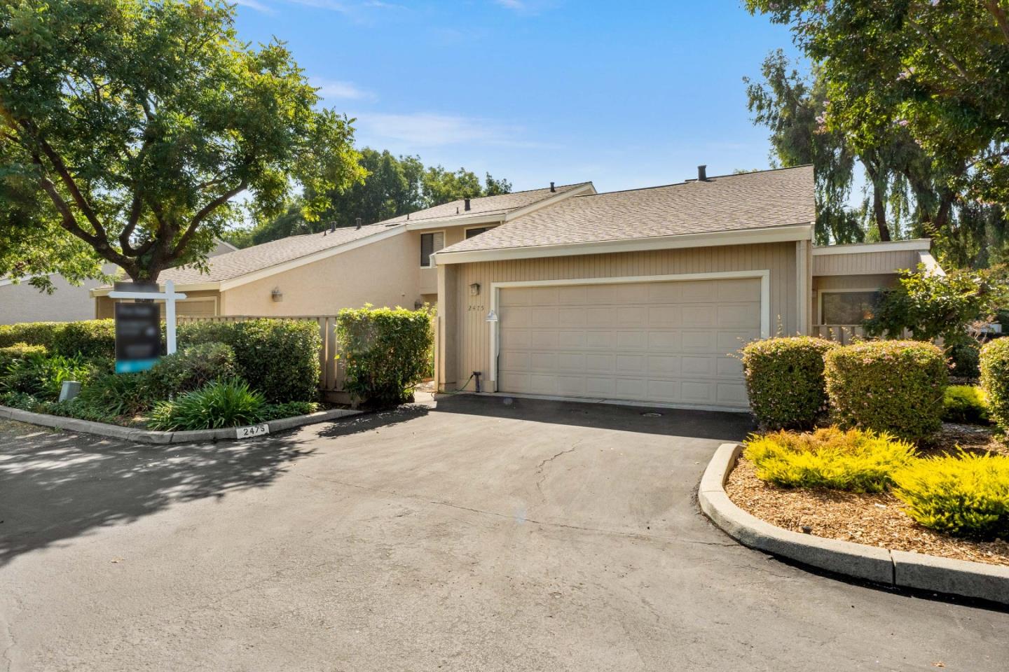 2475 Golf Links Circle 2475