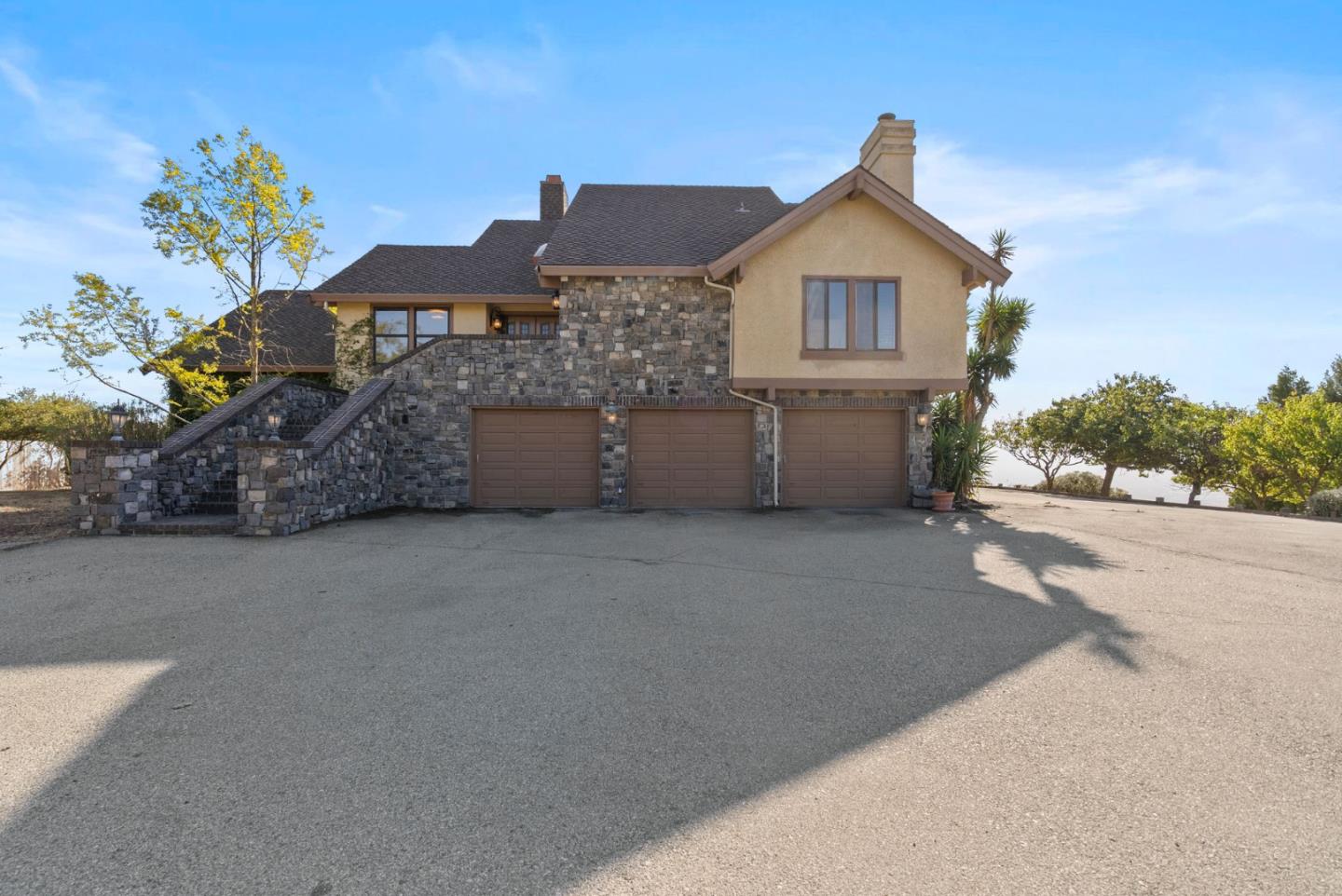 3020 Three Springs Road