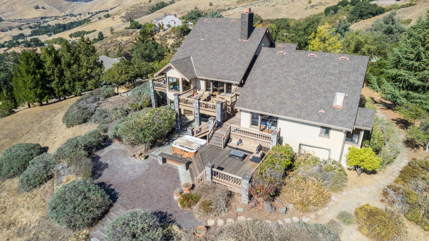 3020 Three Springs Road