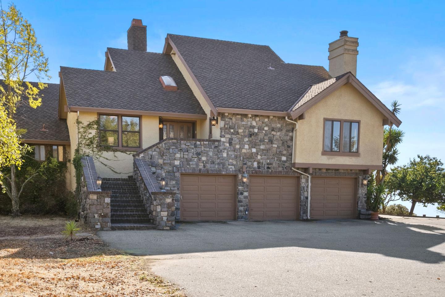 3020 Three Springs Road