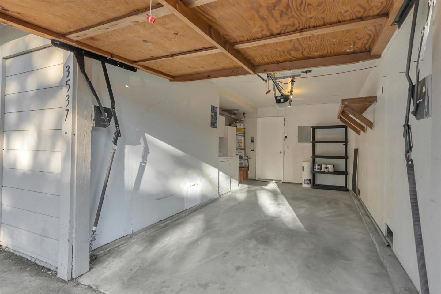 3537 Ivalynn Circle