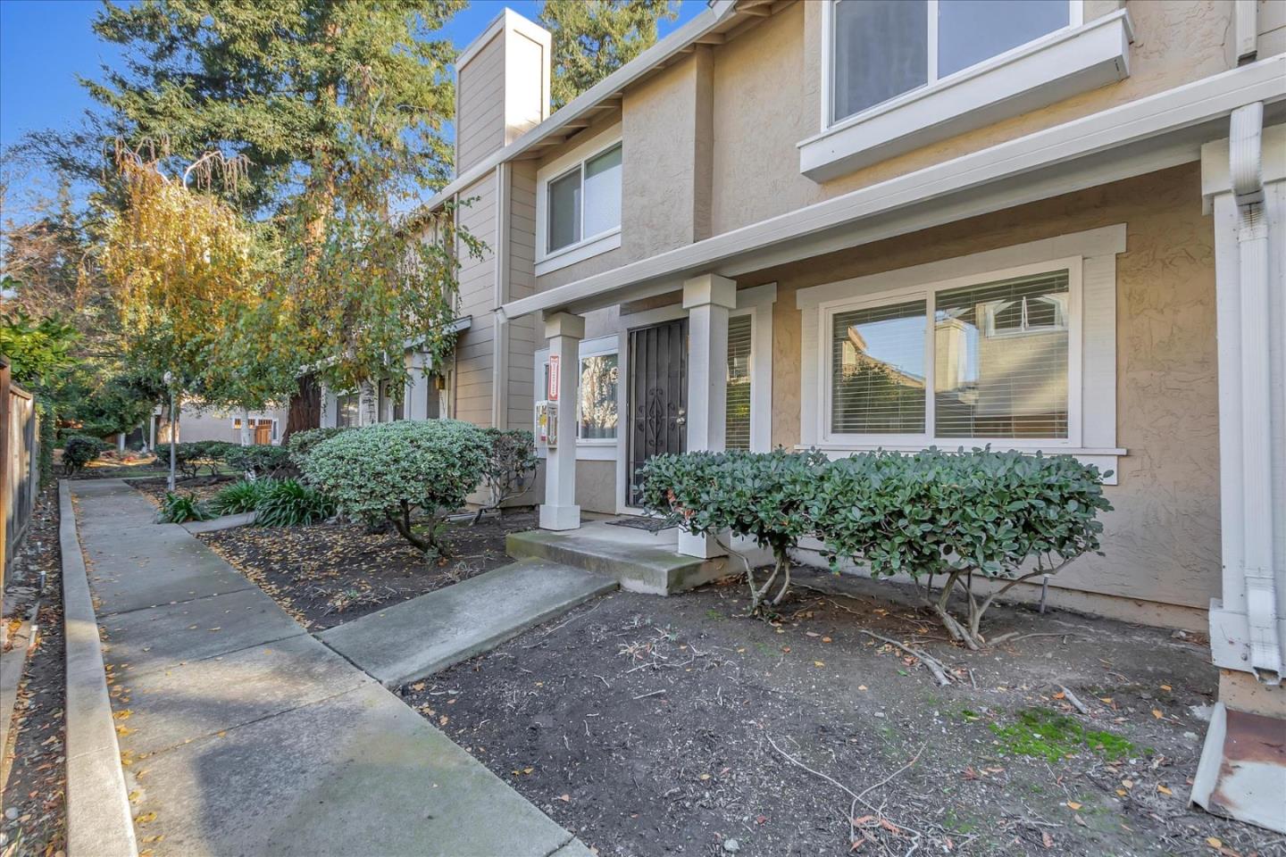 3537 Ivalynn Circle