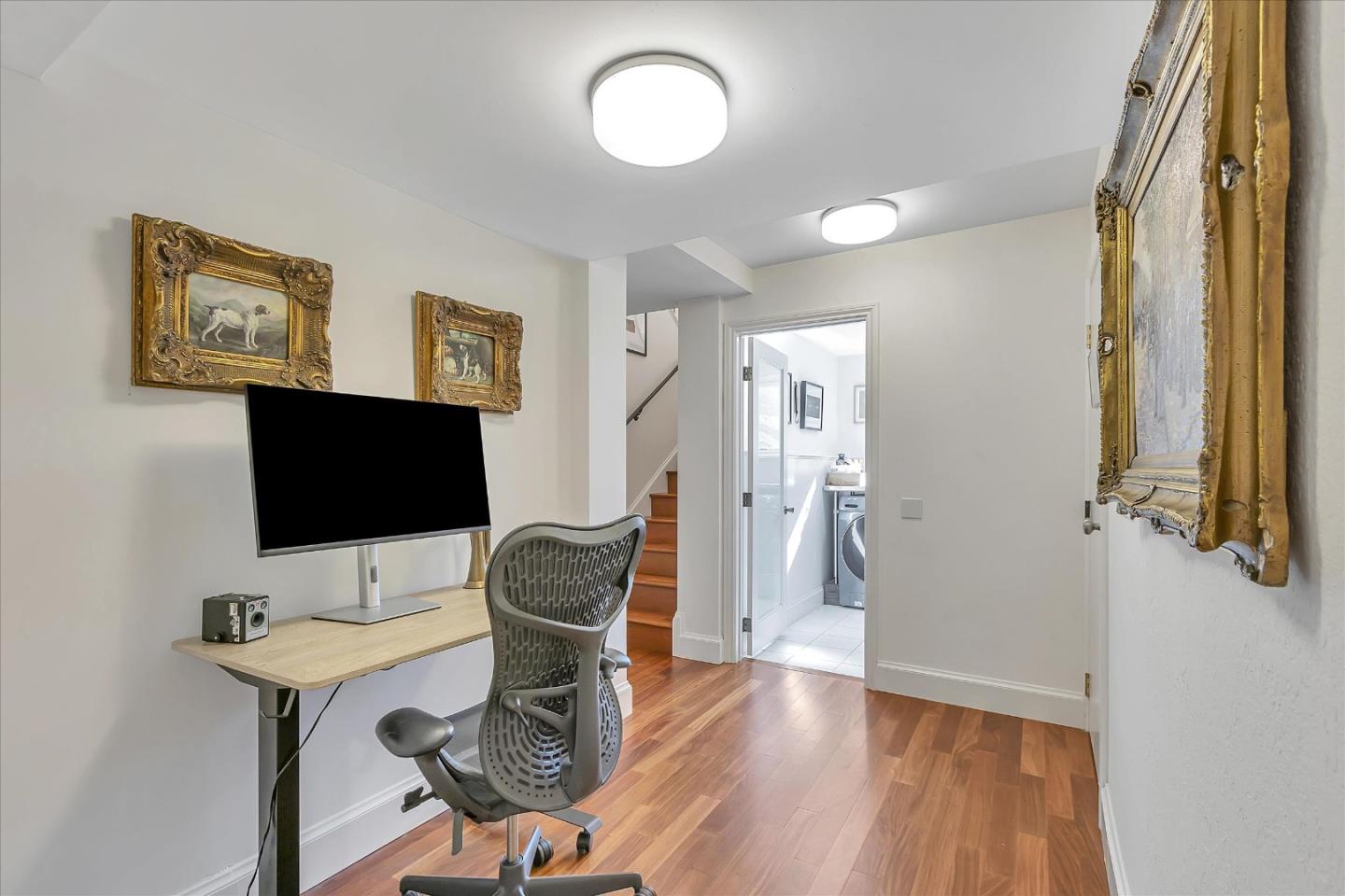1261 Oddstad Boulevard