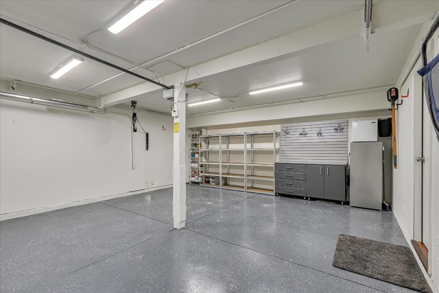 1261 Oddstad Boulevard