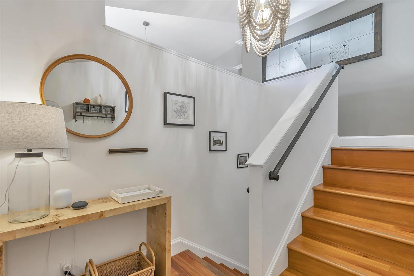 1261 Oddstad Boulevard