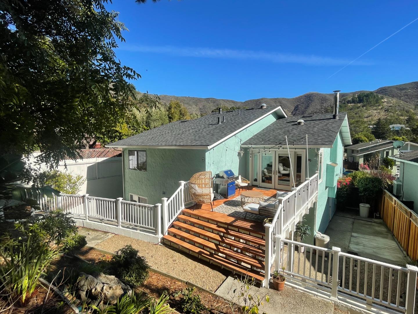 1261 Oddstad Boulevard